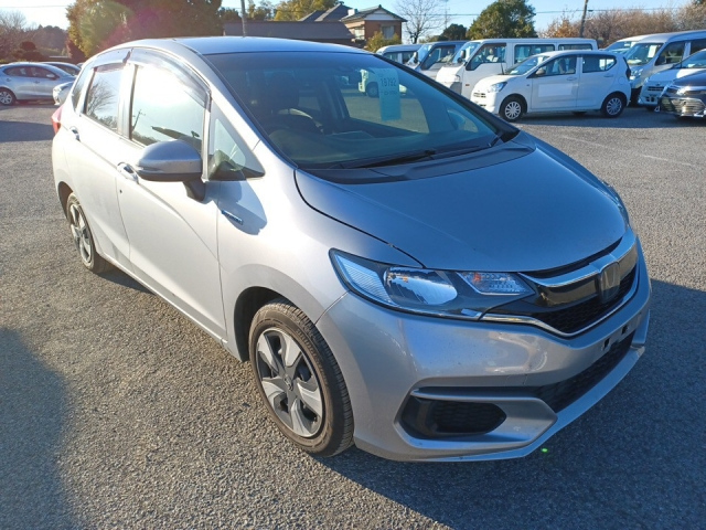 Import and buy HONDA FIT 2019 from Japan to Nairobi, Kenya