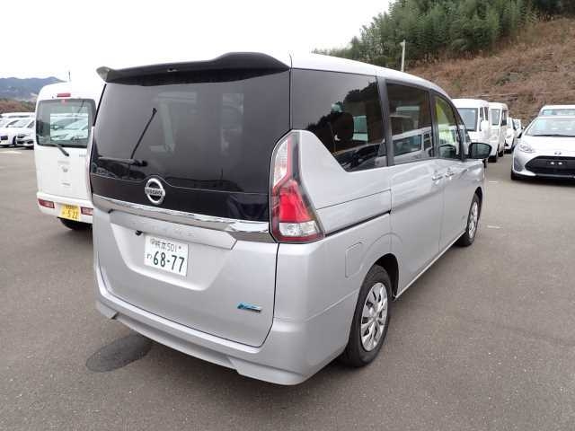 Import and buy NISSAN SERENA 2018 from Japan to Nairobi, Kenya