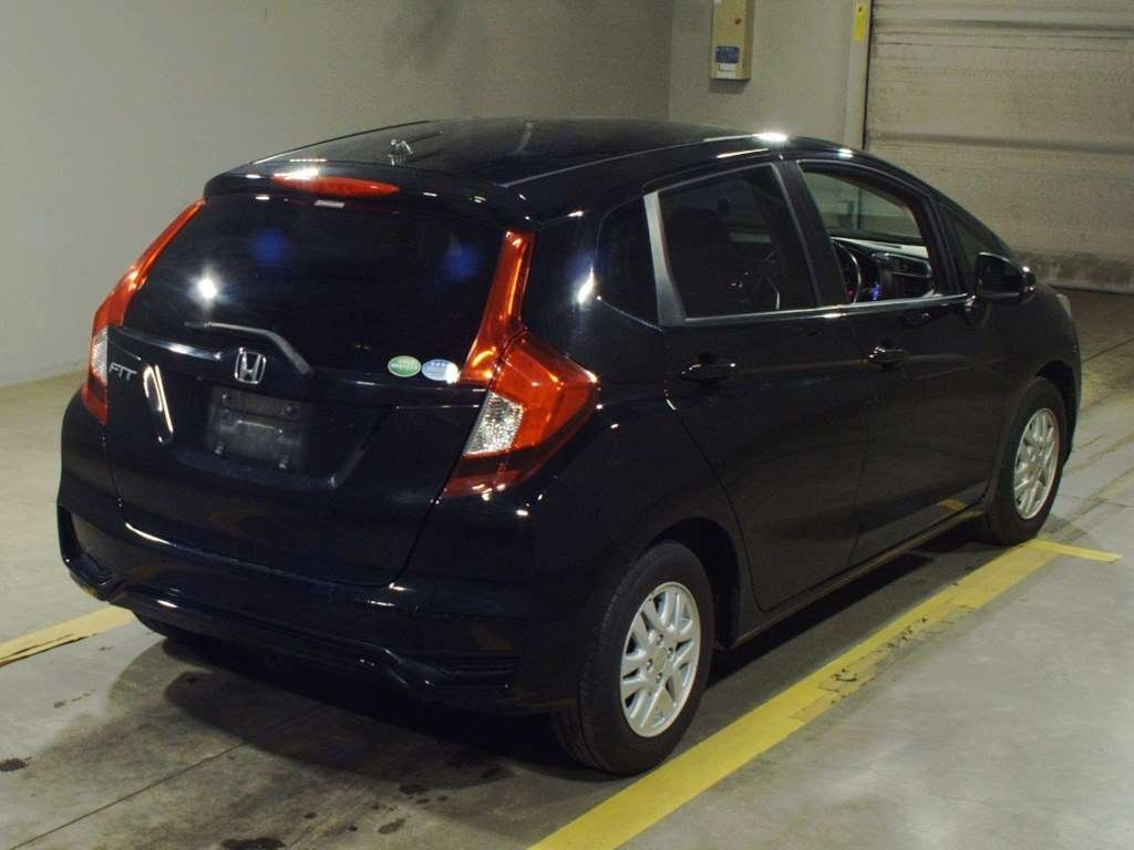 Import and buy HONDA FIT 2017 from Japan to Nairobi, Kenya